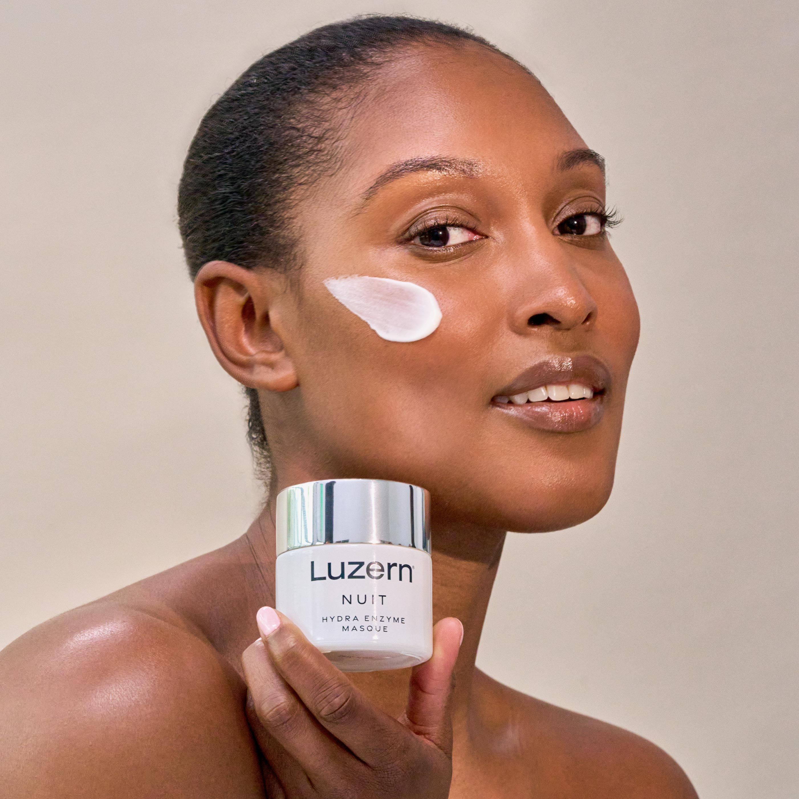 Masque hydra enzyme